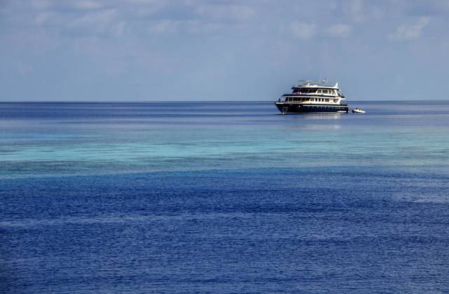 Maldives Croisière Luxe Abyssworld Grand Sud - 14 nuits - avec Sean SIEGRIST